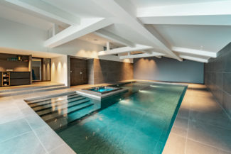 inspiration de piscine intérieure renovation spa Nicollier