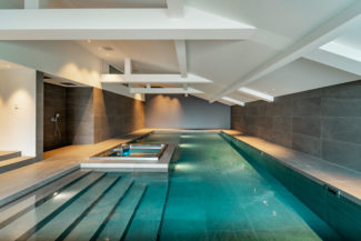 inspiration de piscine intérieure renovation spa Nicollier