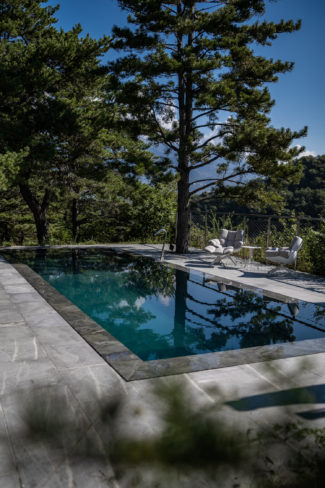 Nicollier Inspiration piscine revêtement Carrelage mosaïque pierre naturelle rénovation