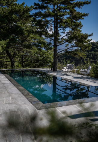 Nicollier Inspiration piscine revêtement Carrelage mosaïque pierre naturelle rénovation