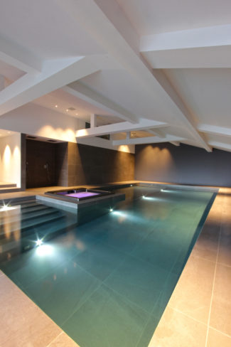 inspiration de piscine intérieure spa Nicollier