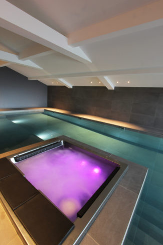 inspiration de piscine intérieure spa Nicollier