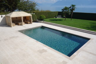Nicollier revêtement piscine carrelage pierre naturelle mosaïque