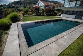 Nicollier revêtement piscine carrelage pierre naturelle mosaïque