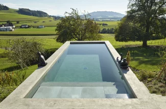 piscine terrain en pente